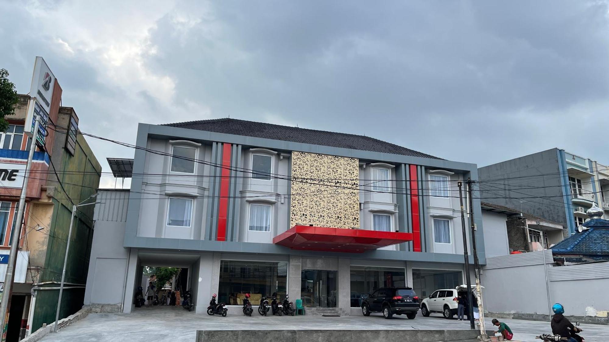 Reddoorz Premium At Jalan Diponegoro Lampung Hotel Bandar Lampung Eksteriør billede