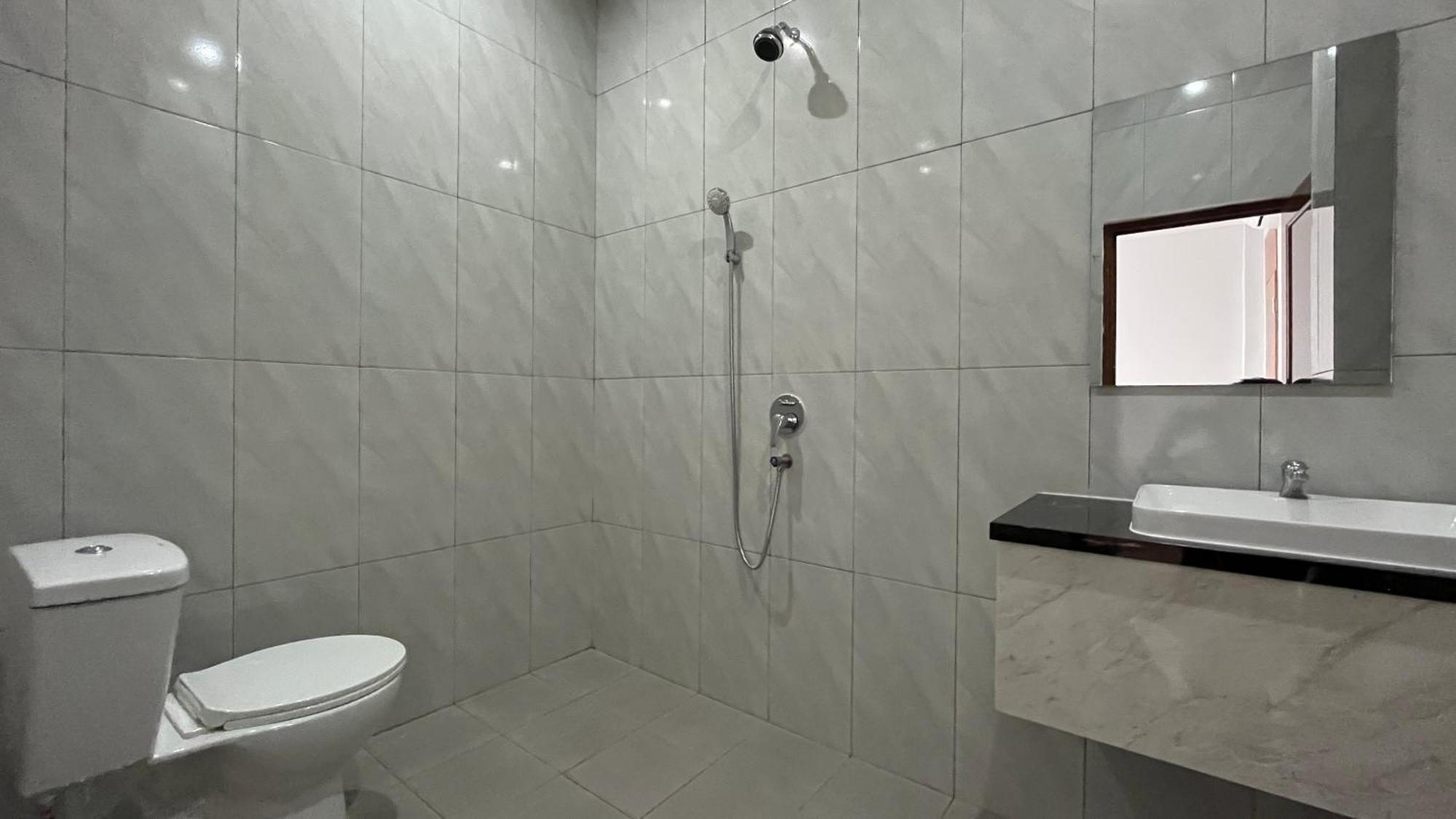 Reddoorz Premium At Jalan Diponegoro Lampung Hotel Bandar Lampung Eksteriør billede