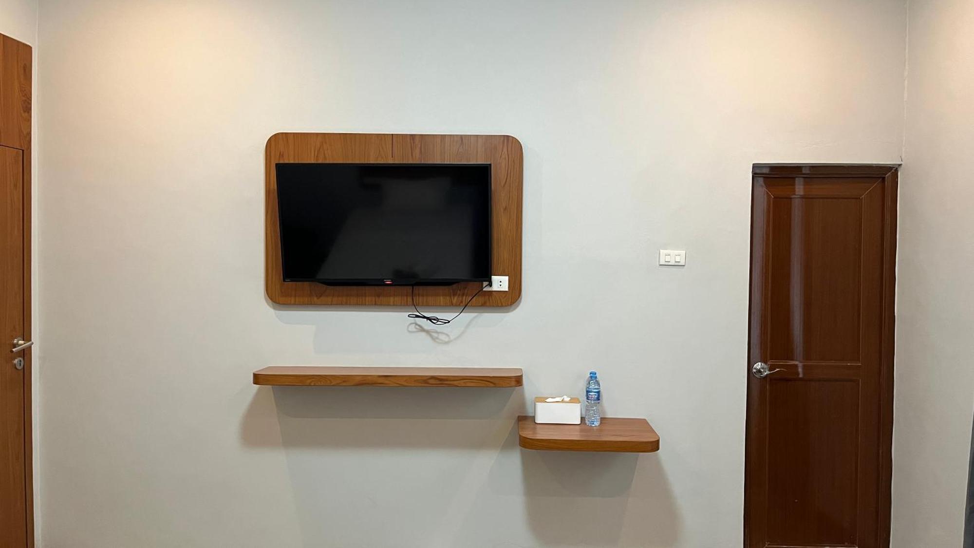 Reddoorz Premium At Jalan Diponegoro Lampung Hotel Bandar Lampung Eksteriør billede